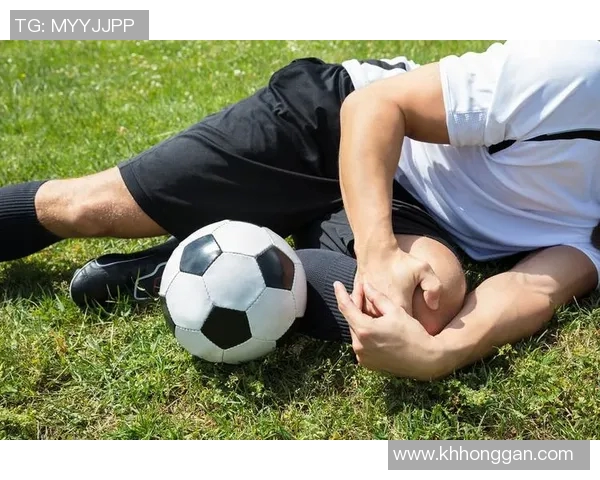 足球与篮球的魅力对比探讨运动文化的多样性与发展潜力